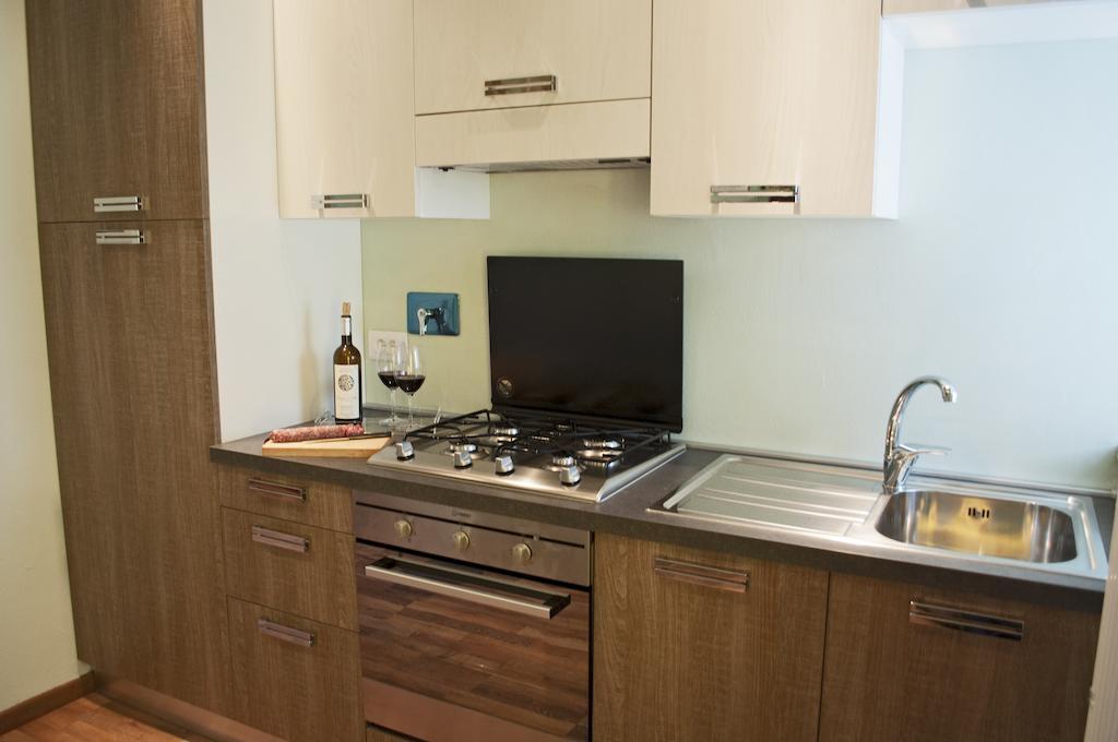 Di-vinodormire La Morra Habitación foto